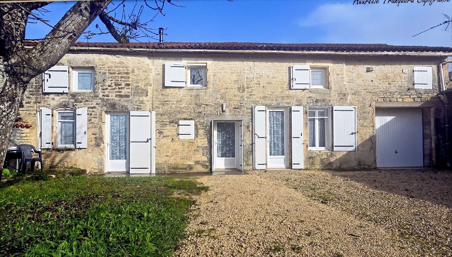 te koop huis Matha Charente-Maritime 1