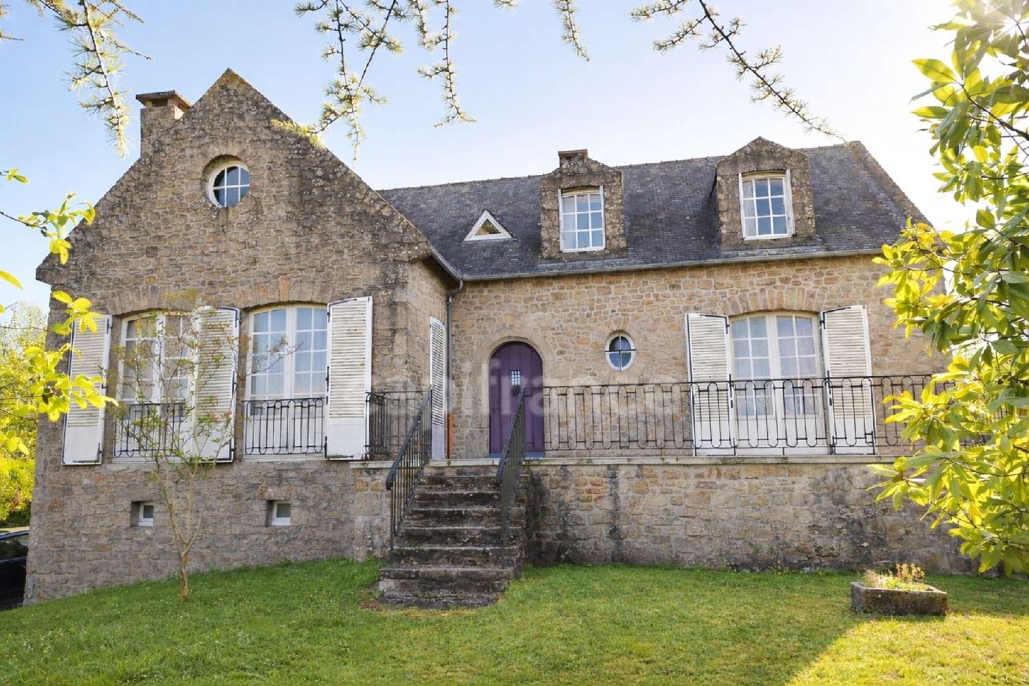 te koop huis Mayenne Mayenne 1
