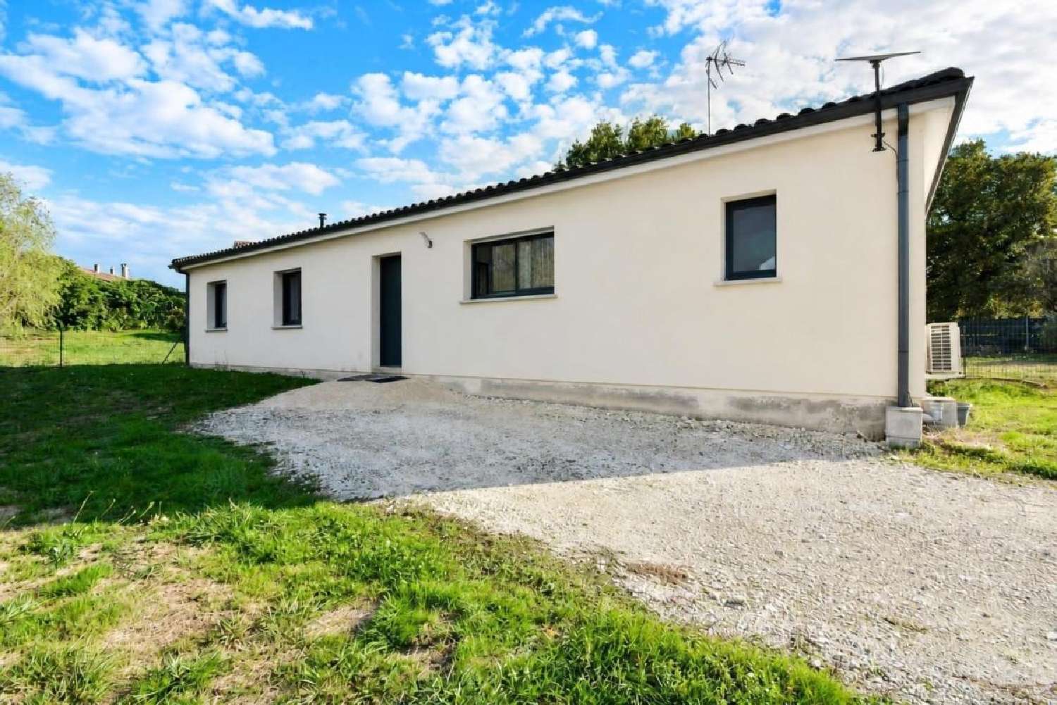 for sale house Ménesplet Dordogne 1
