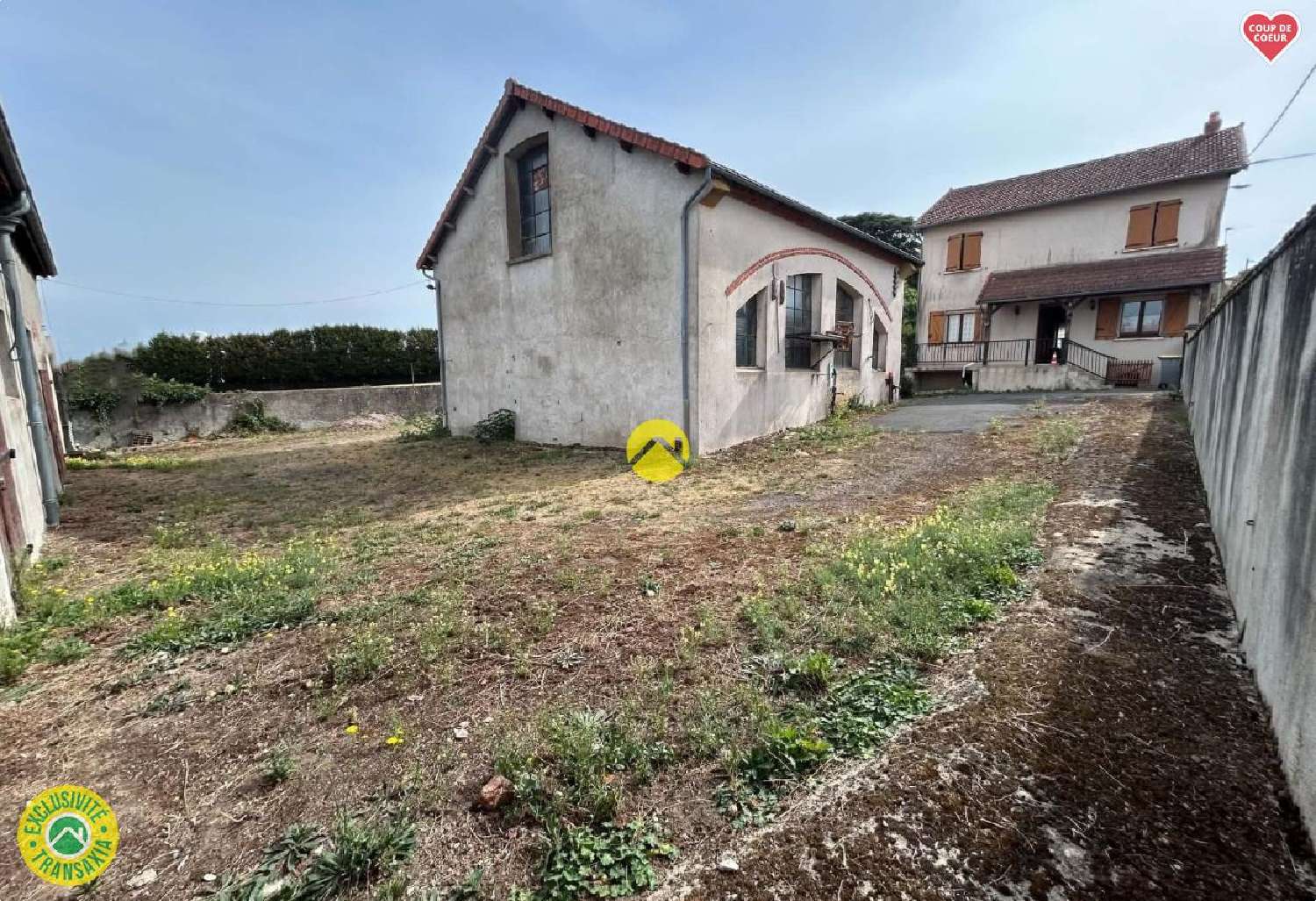 te koop huis Montmarault Allier 1
