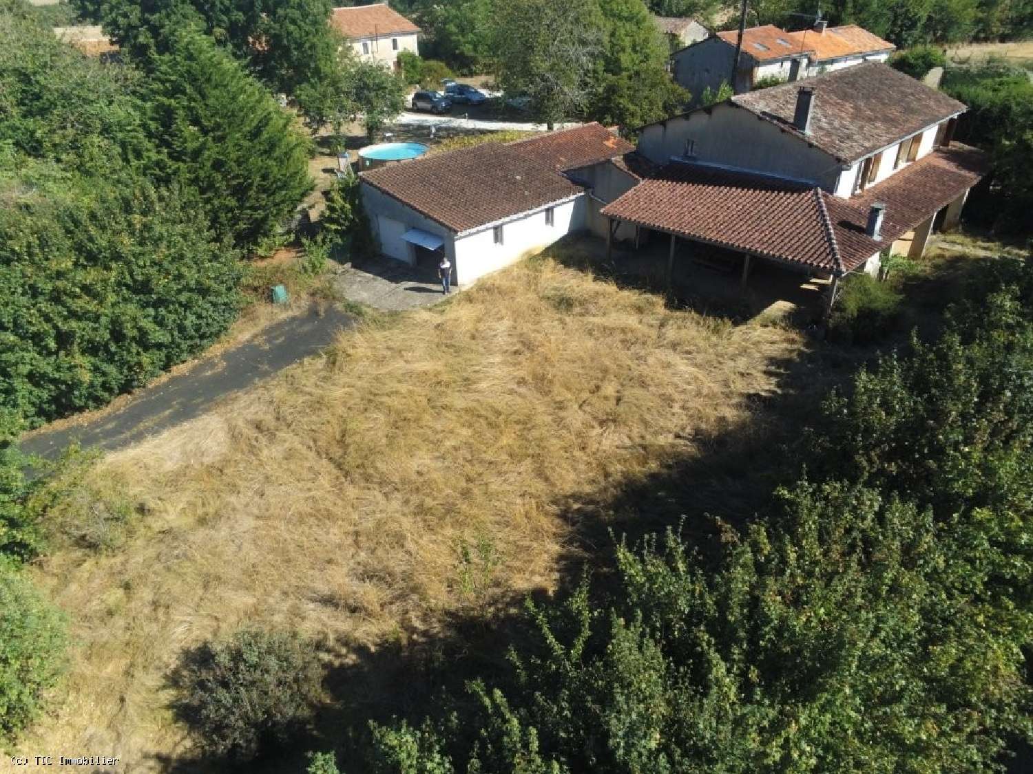  for sale house Nanteuil-en-Vallée Charente 4