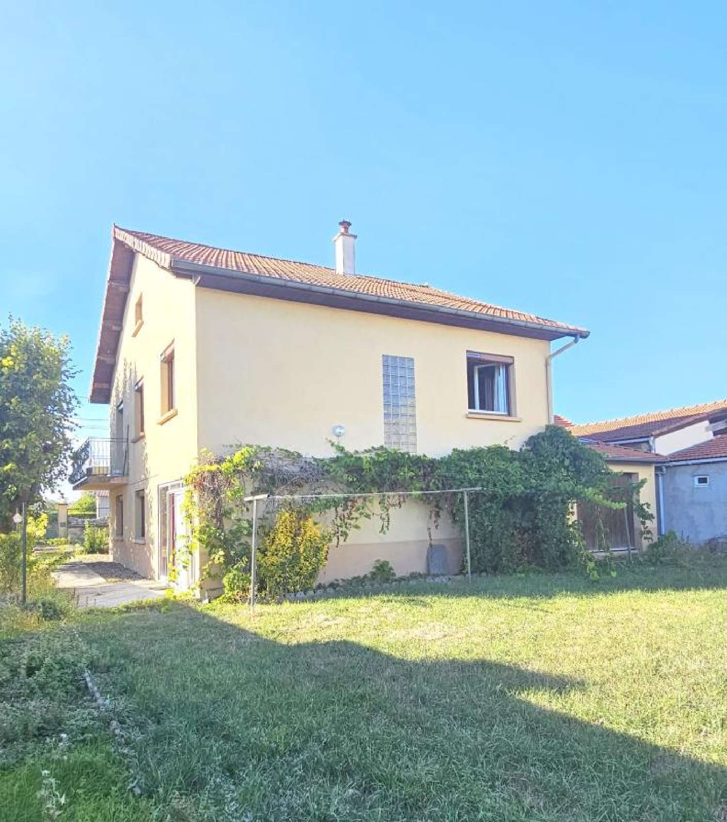 for sale house Pessat-Villeneuve Puy-de-Dôme 3