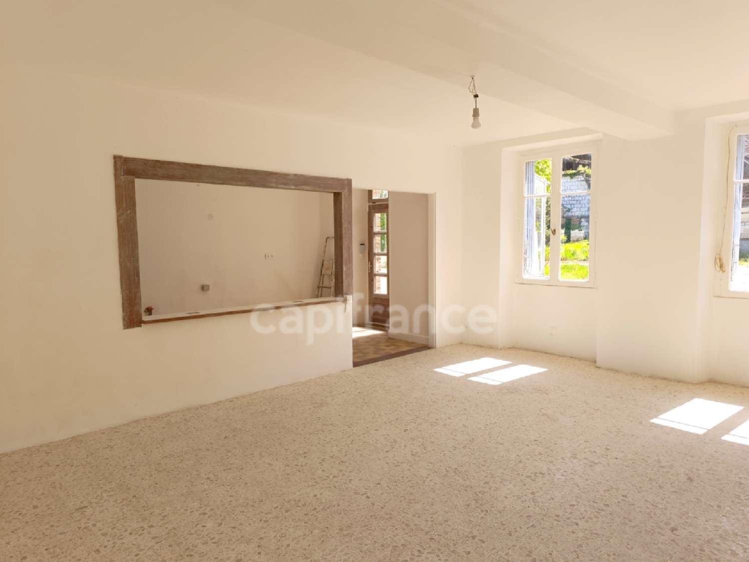 en venta casa Plessis-Saint-Jean Yonne 4
