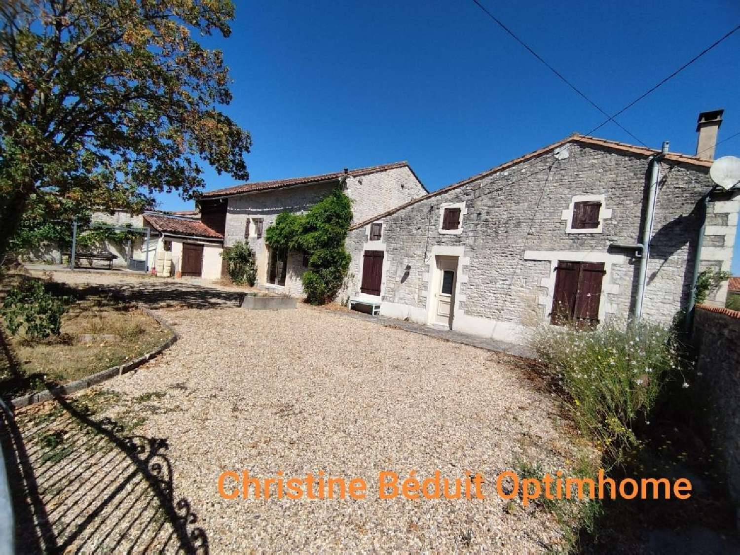 à vendre maison Ranville-Breuillaud Charente 1