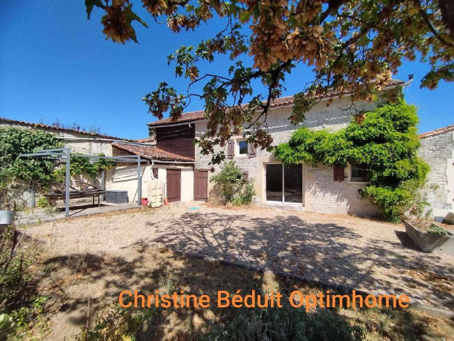à vendre maison Ranville-Breuillaud Charente 2
