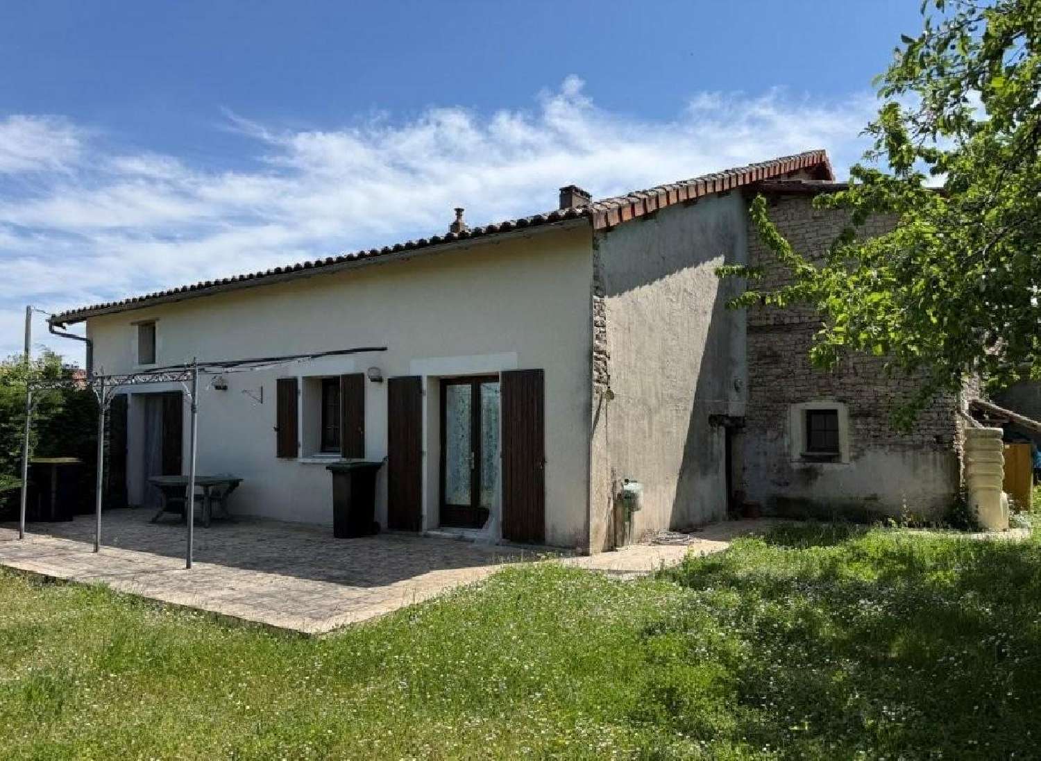 for sale house Ruffec Charente 2