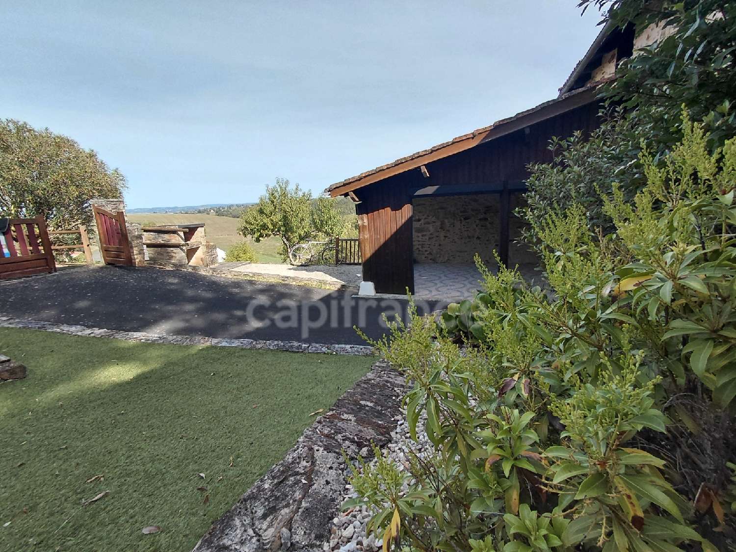 for sale house Saint-Constant Cantal 3