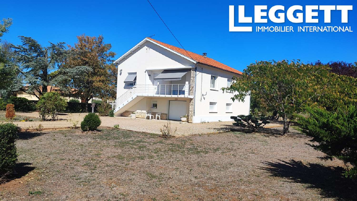 for sale house Saint-Estèphe Charente 2