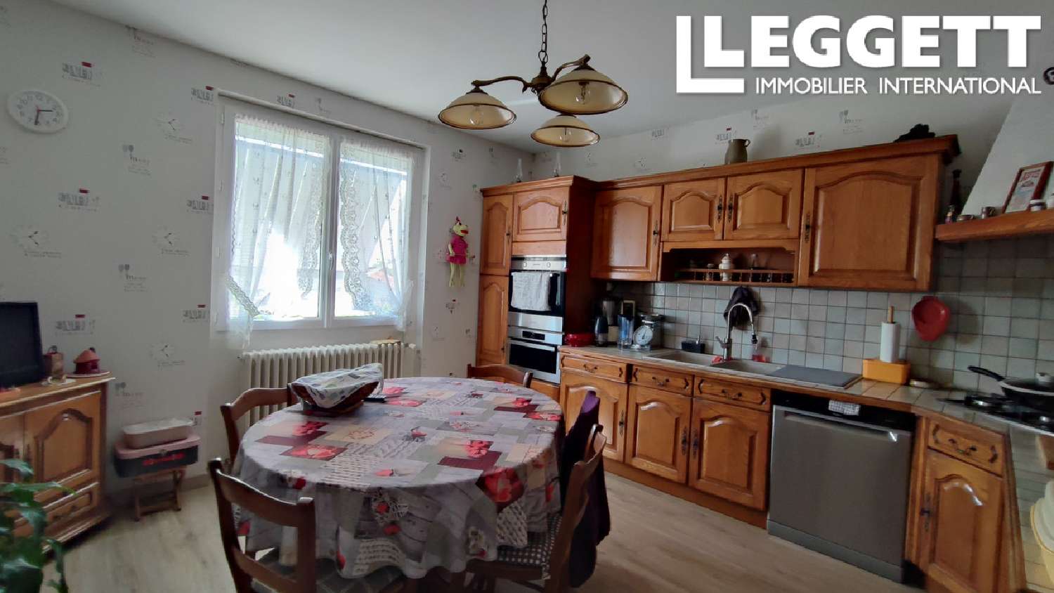 for sale house Saint-Estèphe Charente 4