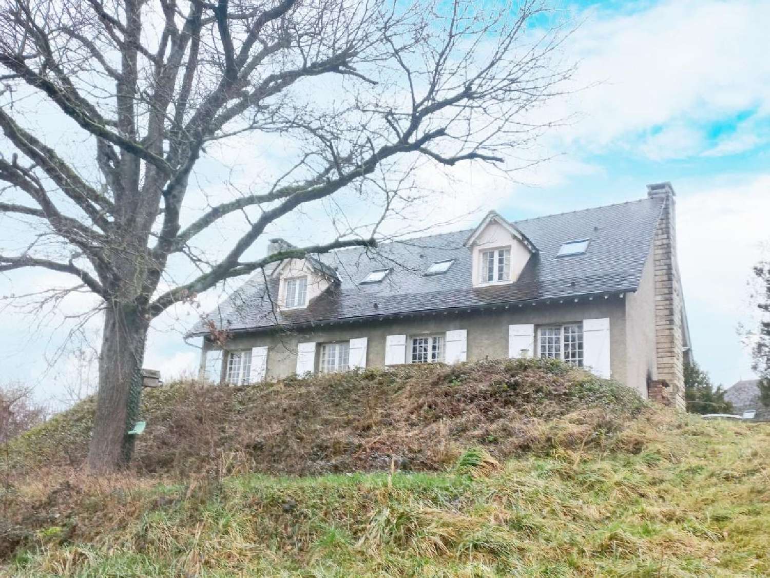 for sale house Saint-Florentin Yonne 1