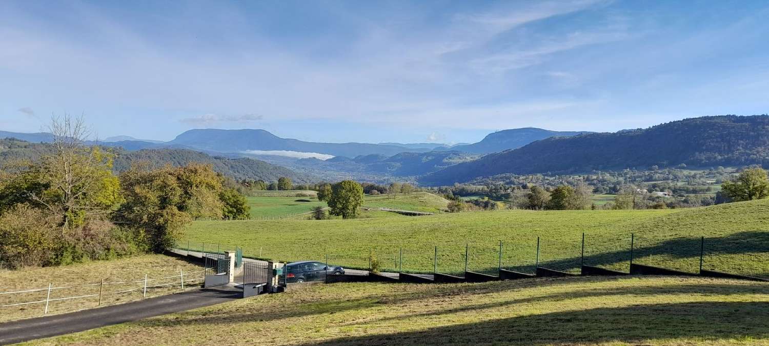 à vendre maison Saint-Geoire-en-Valdaine Isère 4