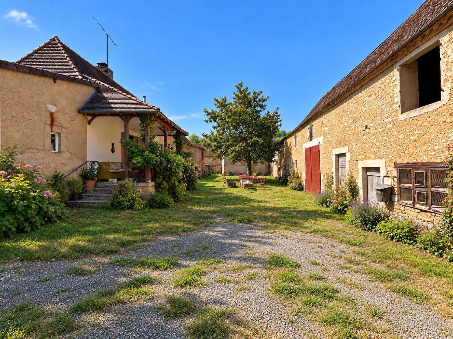 for sale house Saint-Germain-des-Prés Dordogne 2