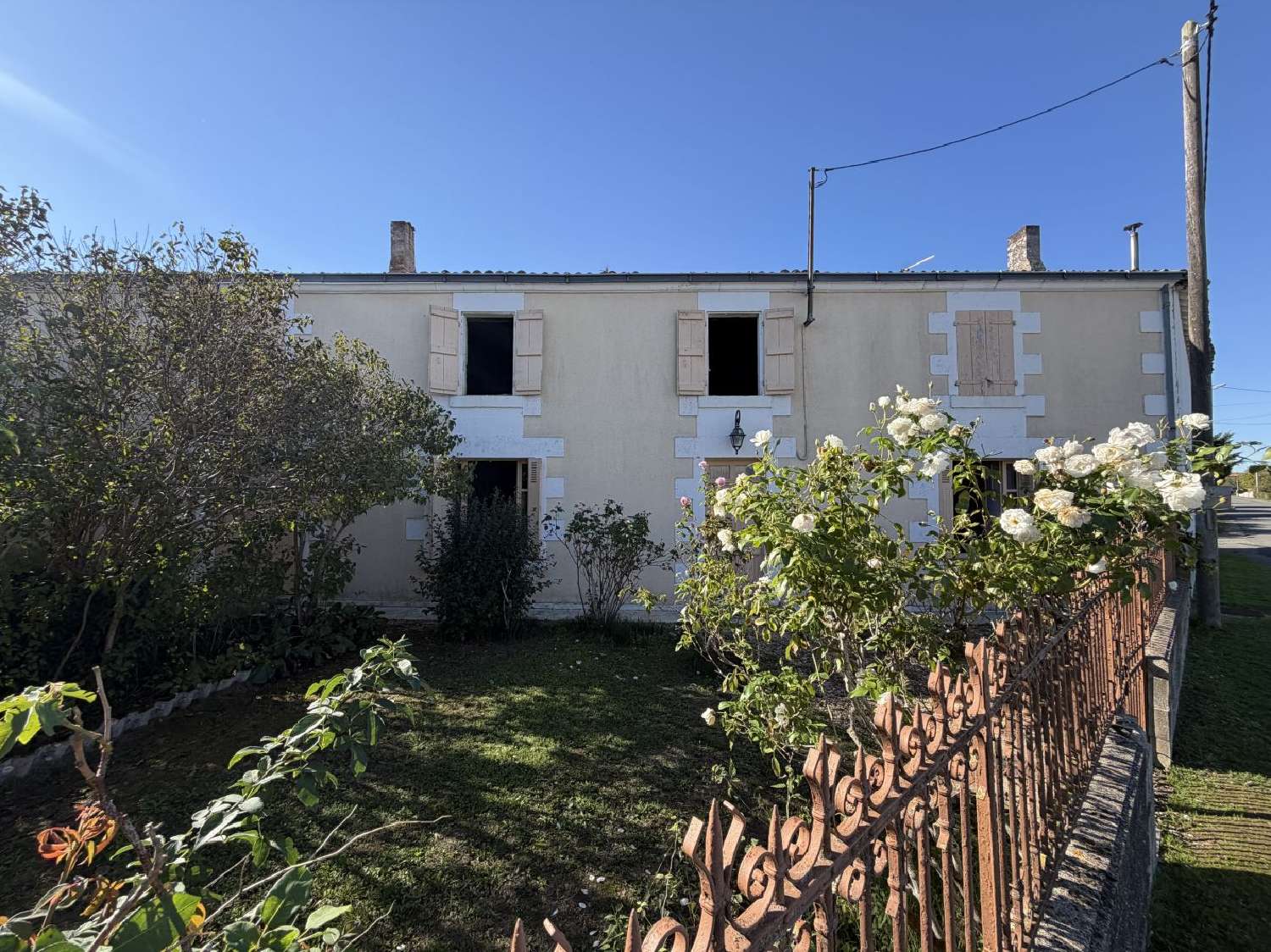 à vendre maison Saint-Hilaire-la-Palud Deux-Sèvres 1