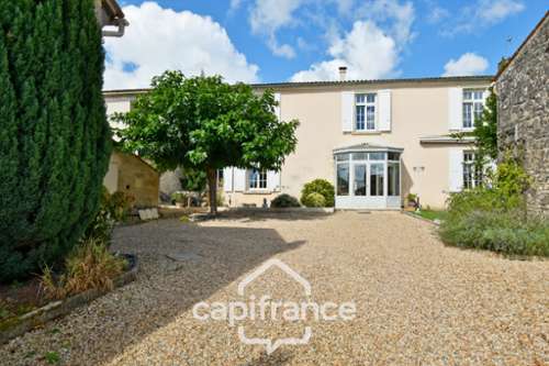 Saint-Jean-d'Angély Charente-Maritime Haus Bild 7424222