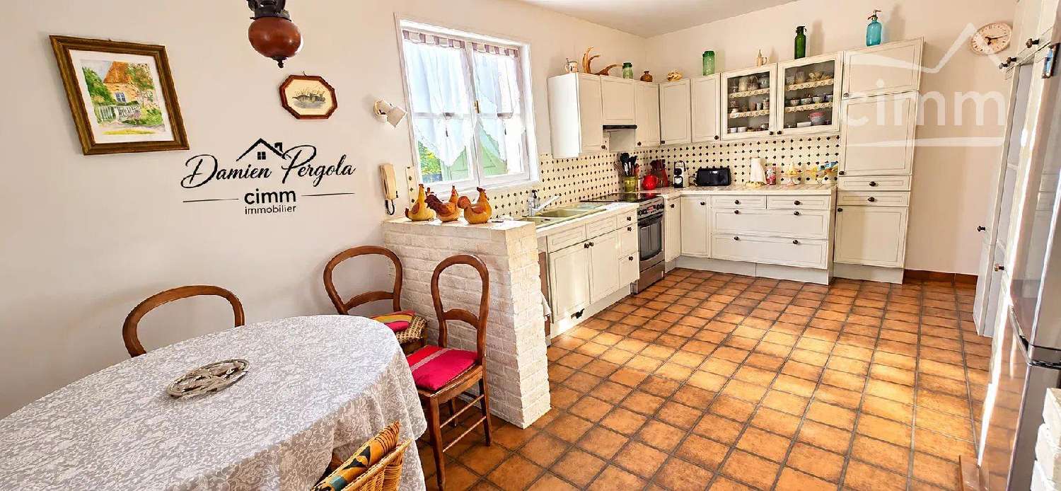 à vendre maison Saint-Léon-sur-Vézère Dordogne 4