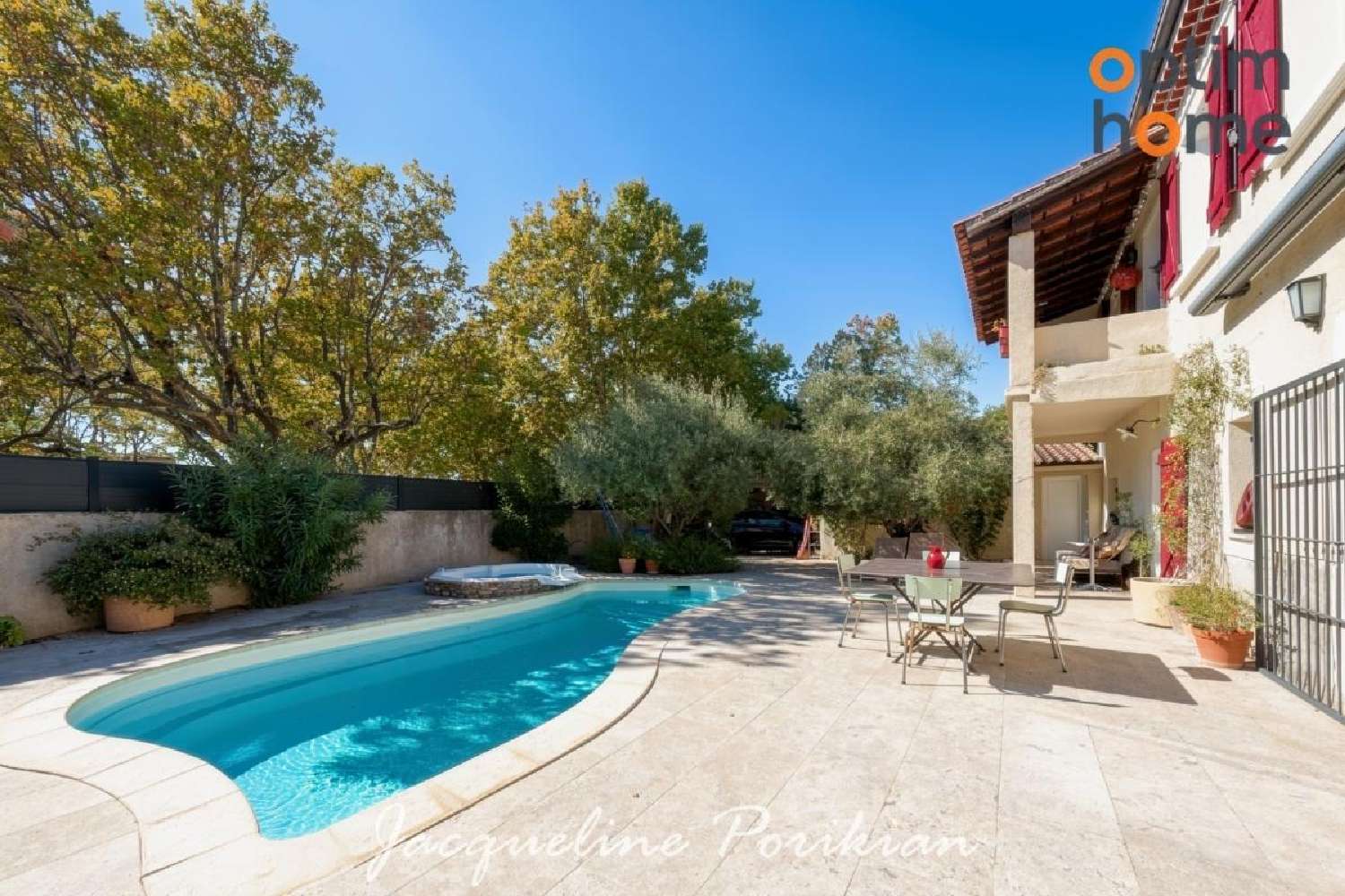  te koop huis Saint-Martin-de-la-Brasque Vaucluse 2