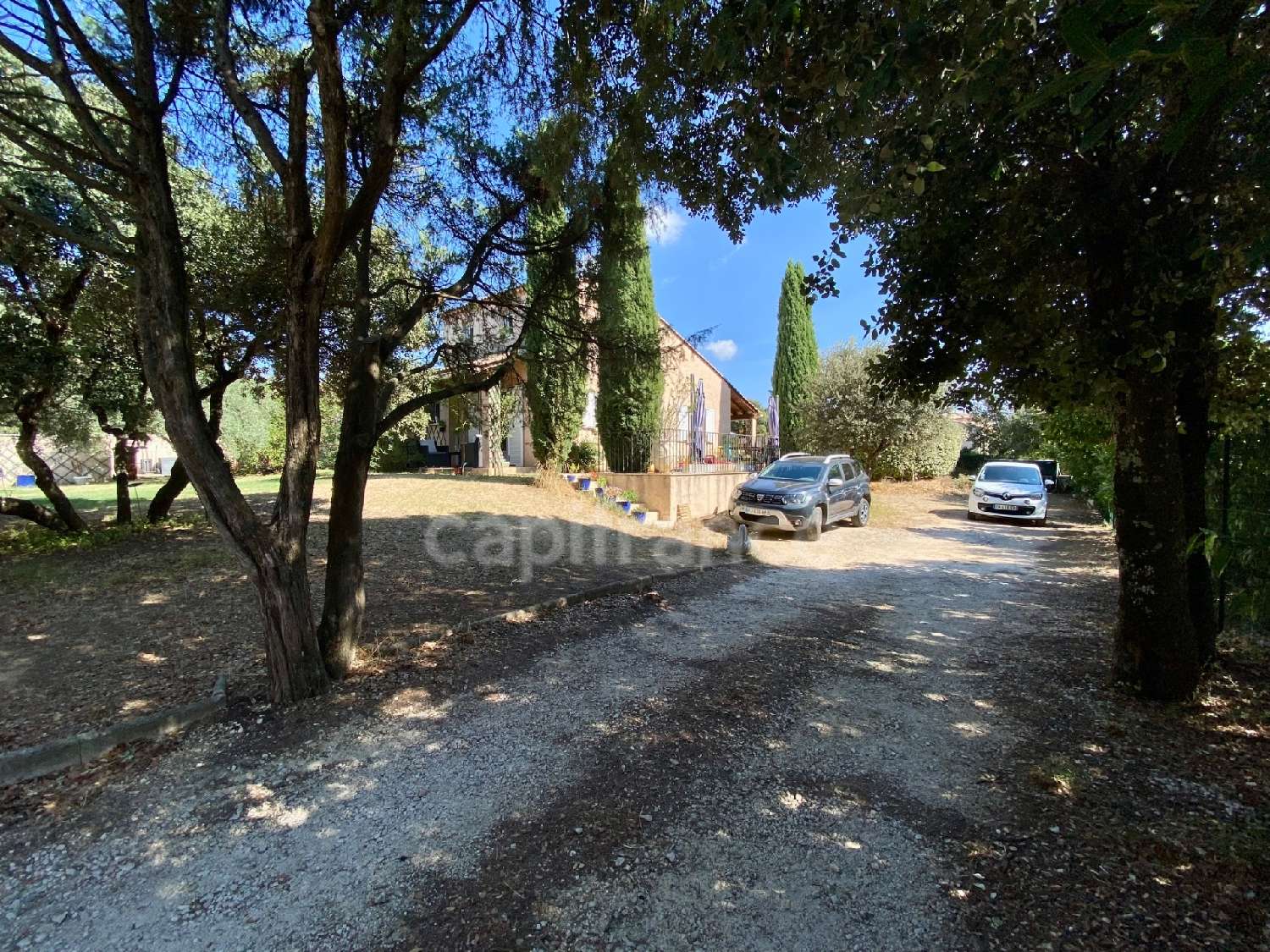en venta casa Saint-Maximin Gard 3
