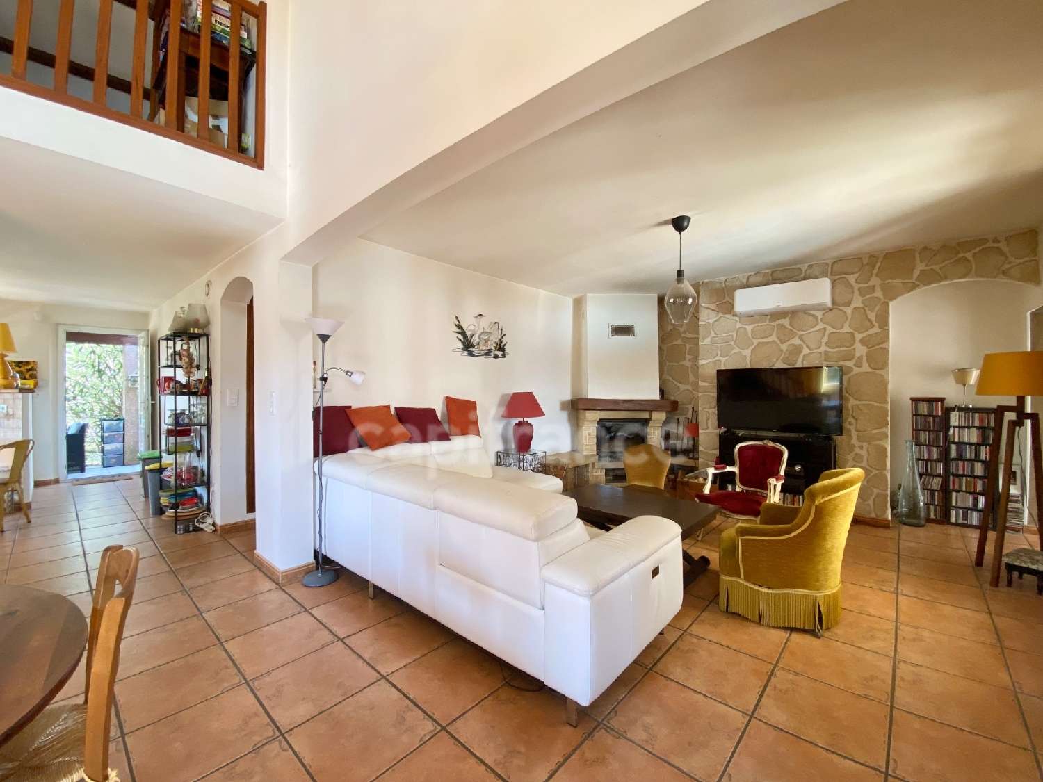 en venta casa Saint-Maximin Gard 6