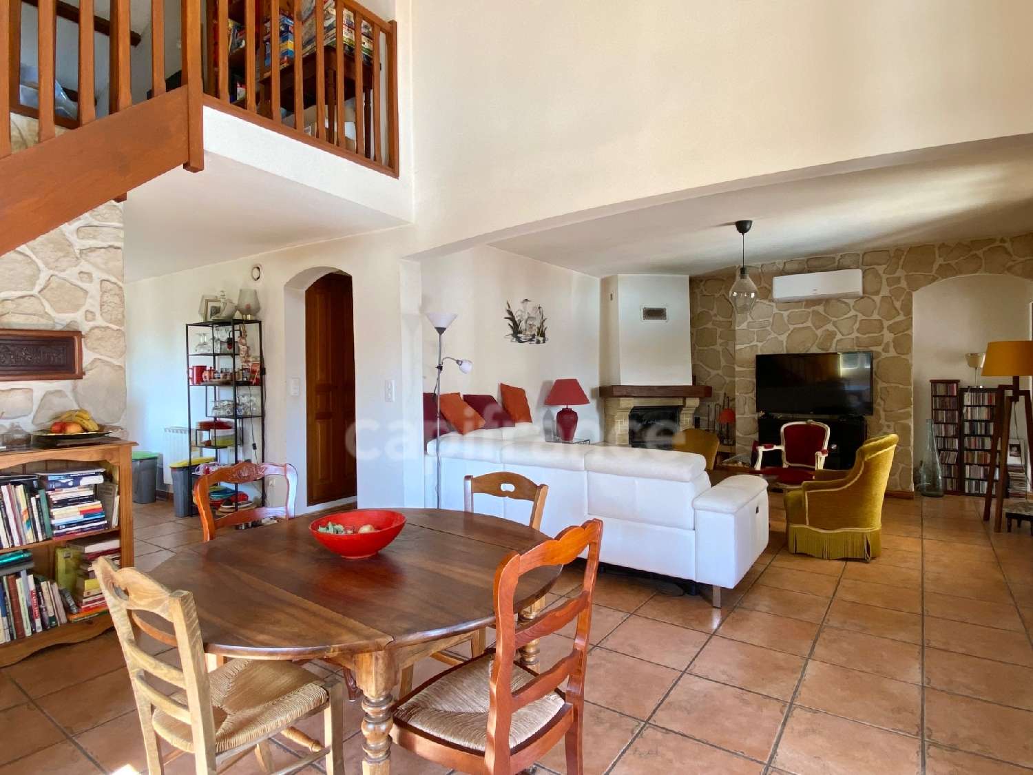en venta casa Saint-Maximin Gard 7