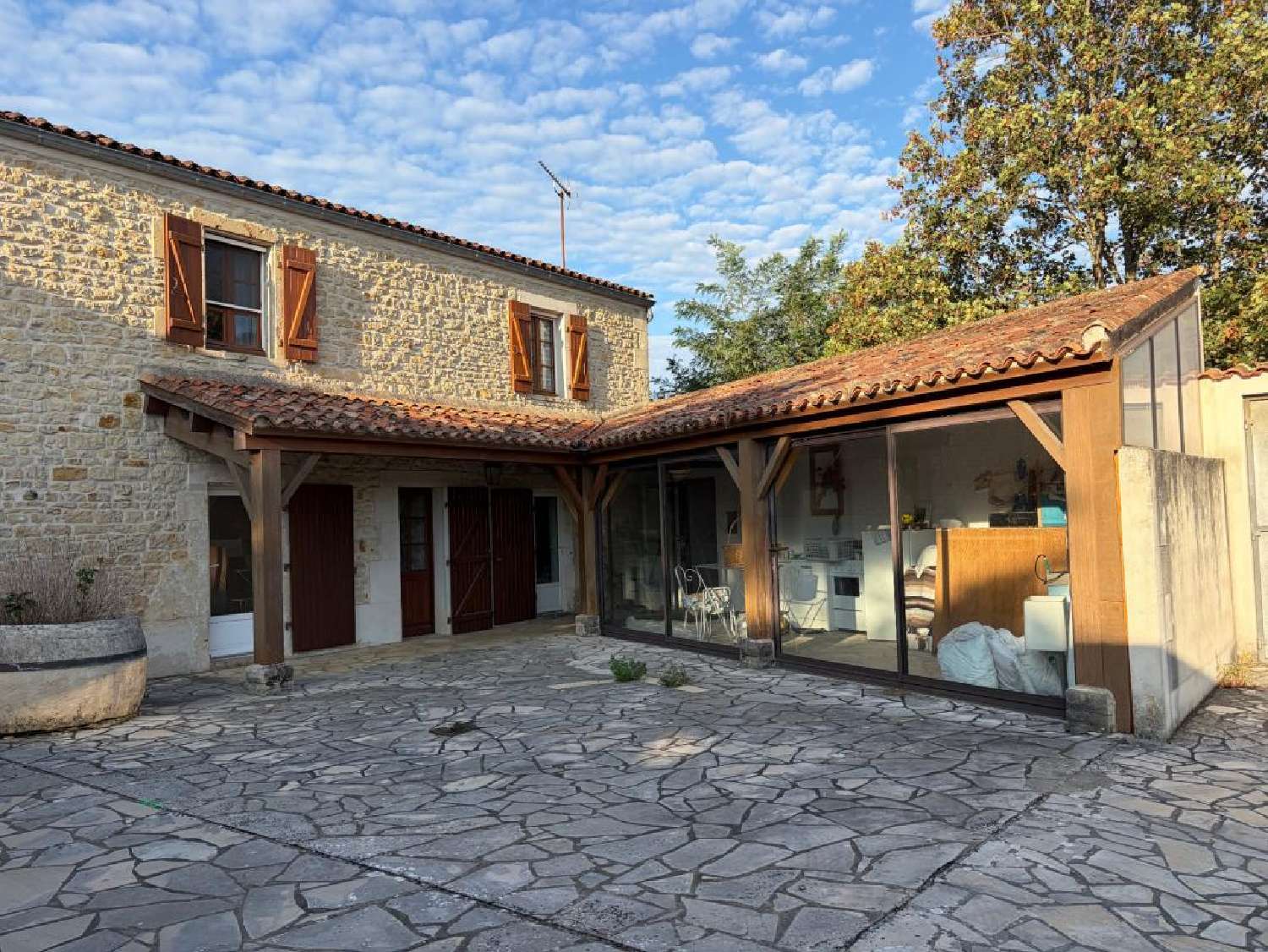à vendre maison Saint-Michel-en-l-Herm Vendée 2