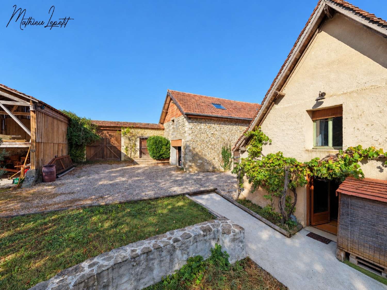 for sale house Saint-Pierre-de-Chignac Dordogne 2