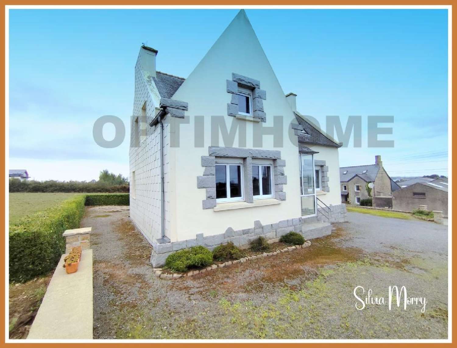  for sale house Saint-Pol-de-Léon Finistère 1