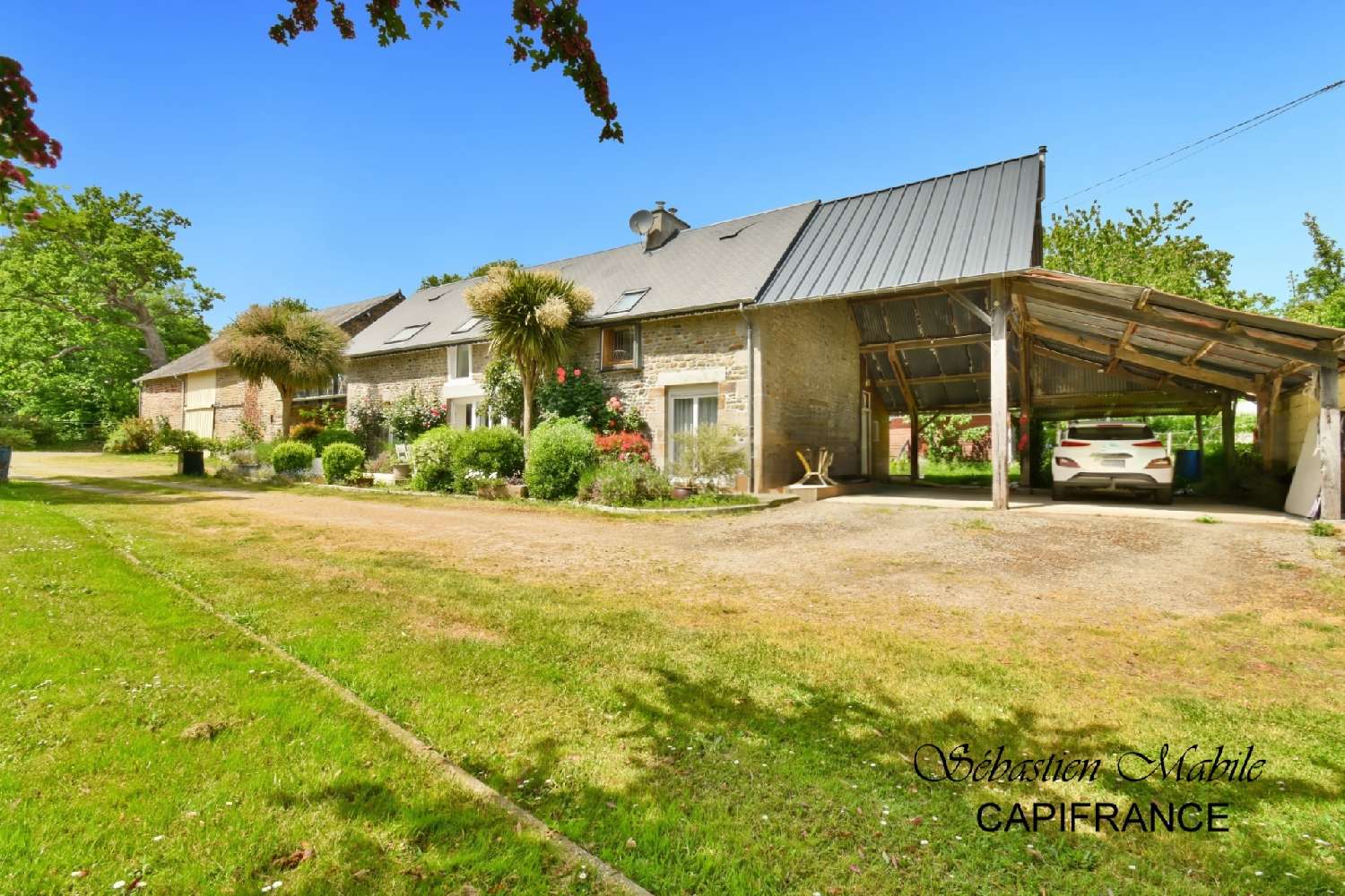 for sale house Saint-Senier-de-Beuvron Manche 1