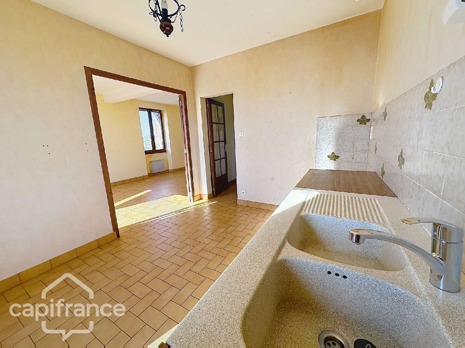 à vendre maison Saint-Varent Deux-Sèvres 2