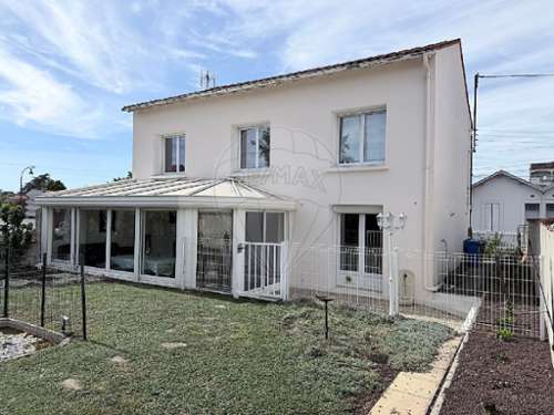 Saintes Charente-Maritime house foto 7422322