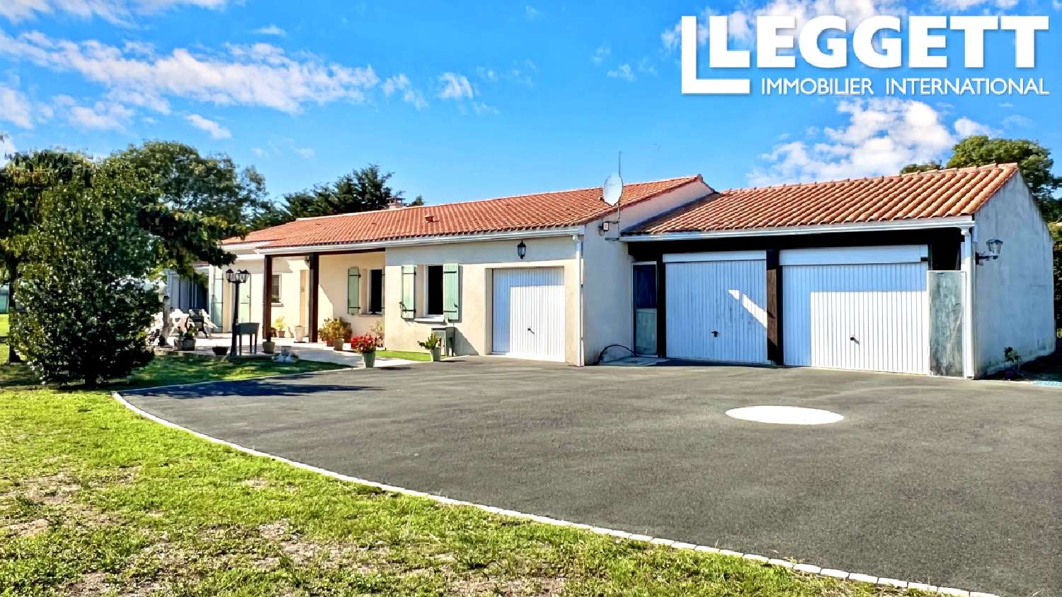  for sale house Saujon Charente-Maritime 1