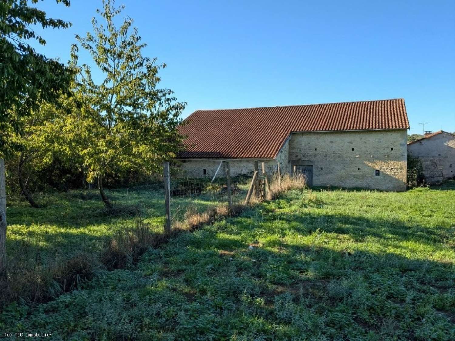 en venta casa Sauzé-Vaussais Deux-Sèvres 1