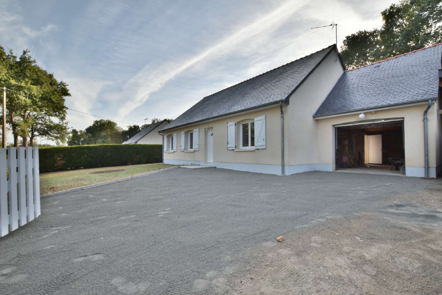  te koop huis Seiches-sur-le-Loir Maine-et-Loire 2