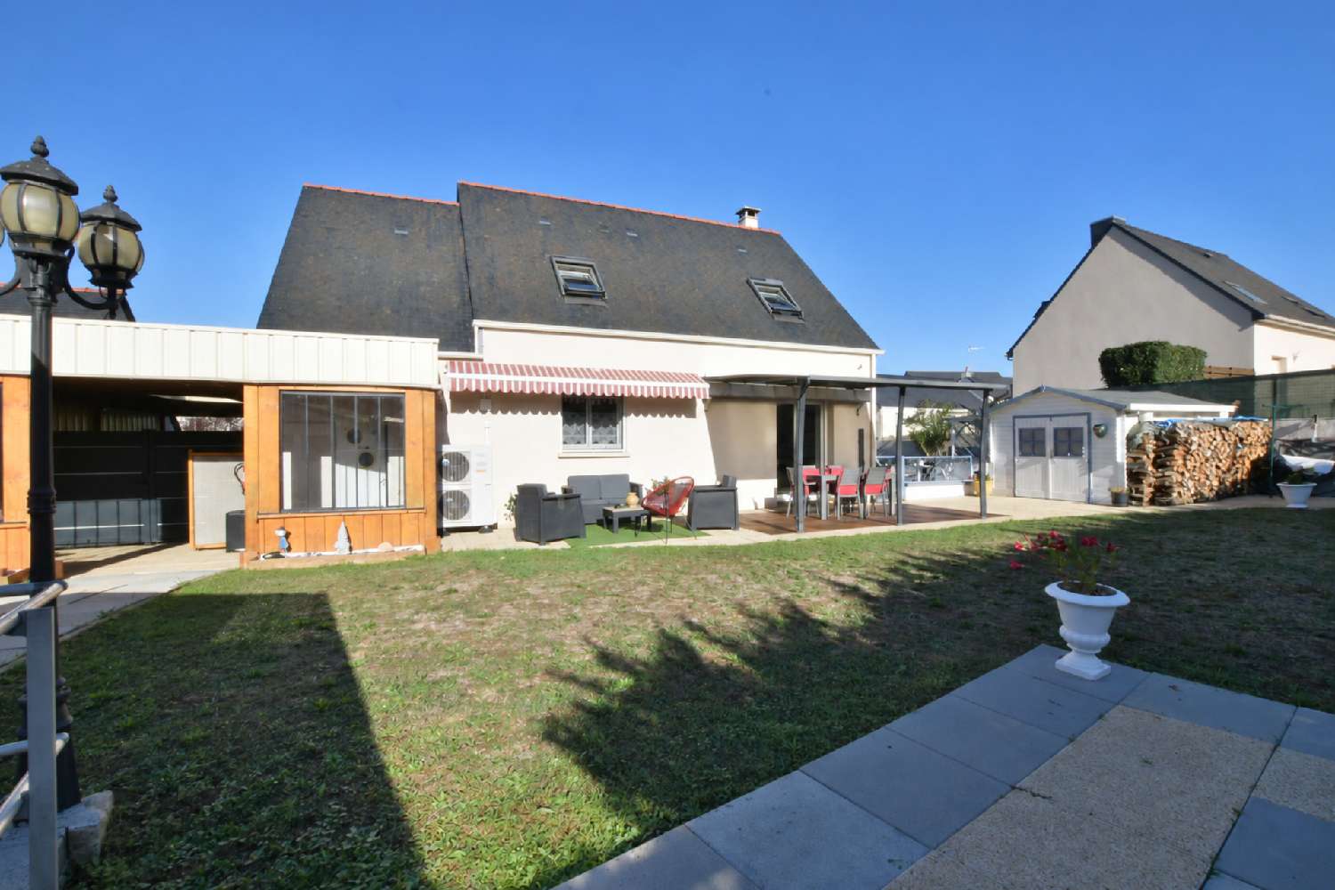  for sale house Seiches-sur-le-Loir Maine-et-Loire 3