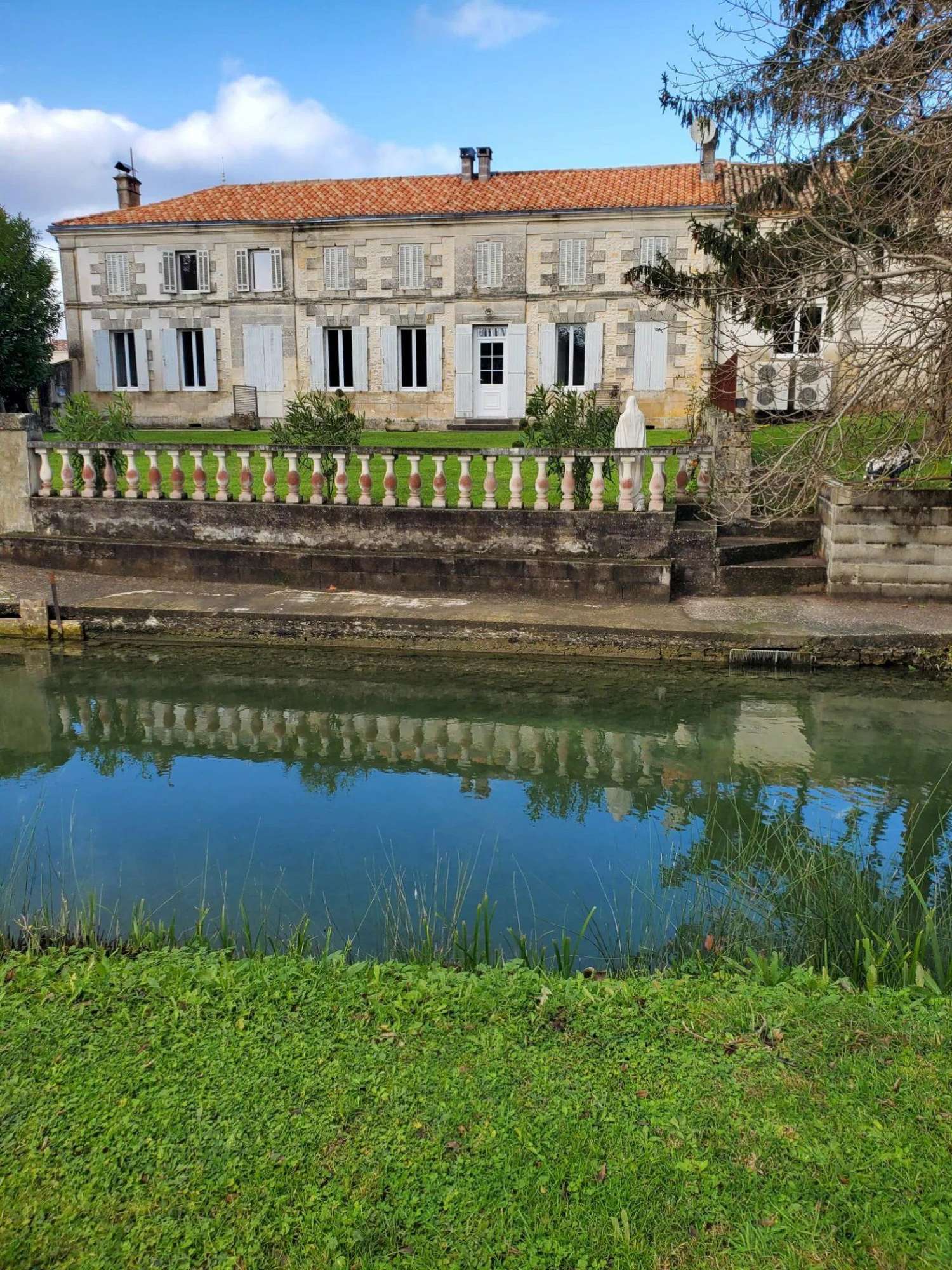  for sale house Semoussac Charente-Maritime 1
