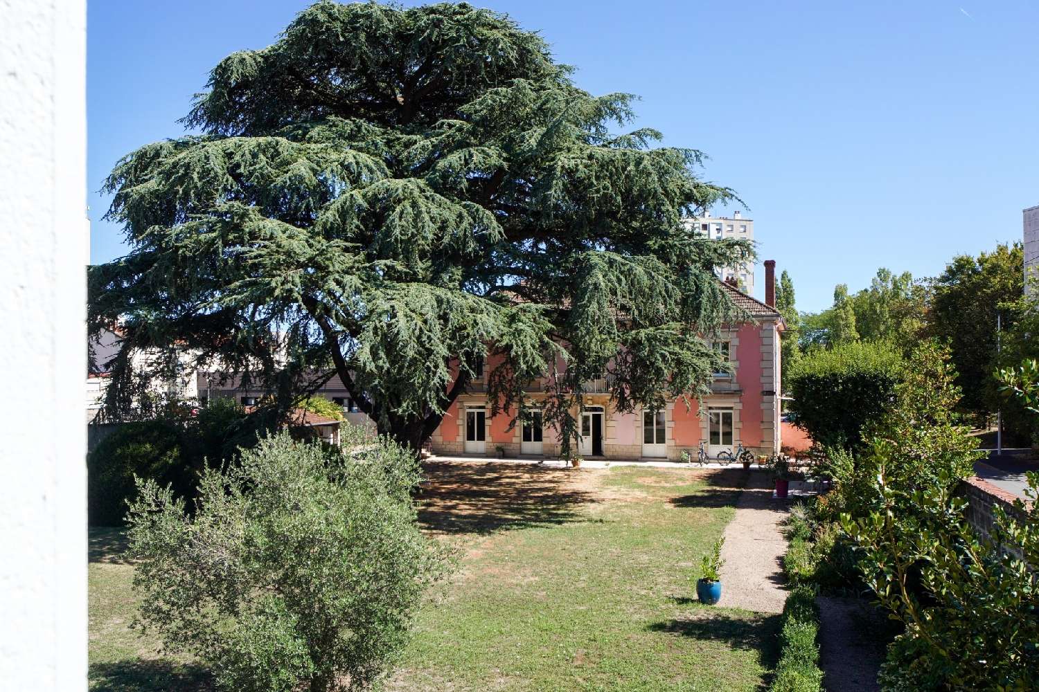 à vendre maison Sennecé-lès-Mâcon Saône-et-Loire 1