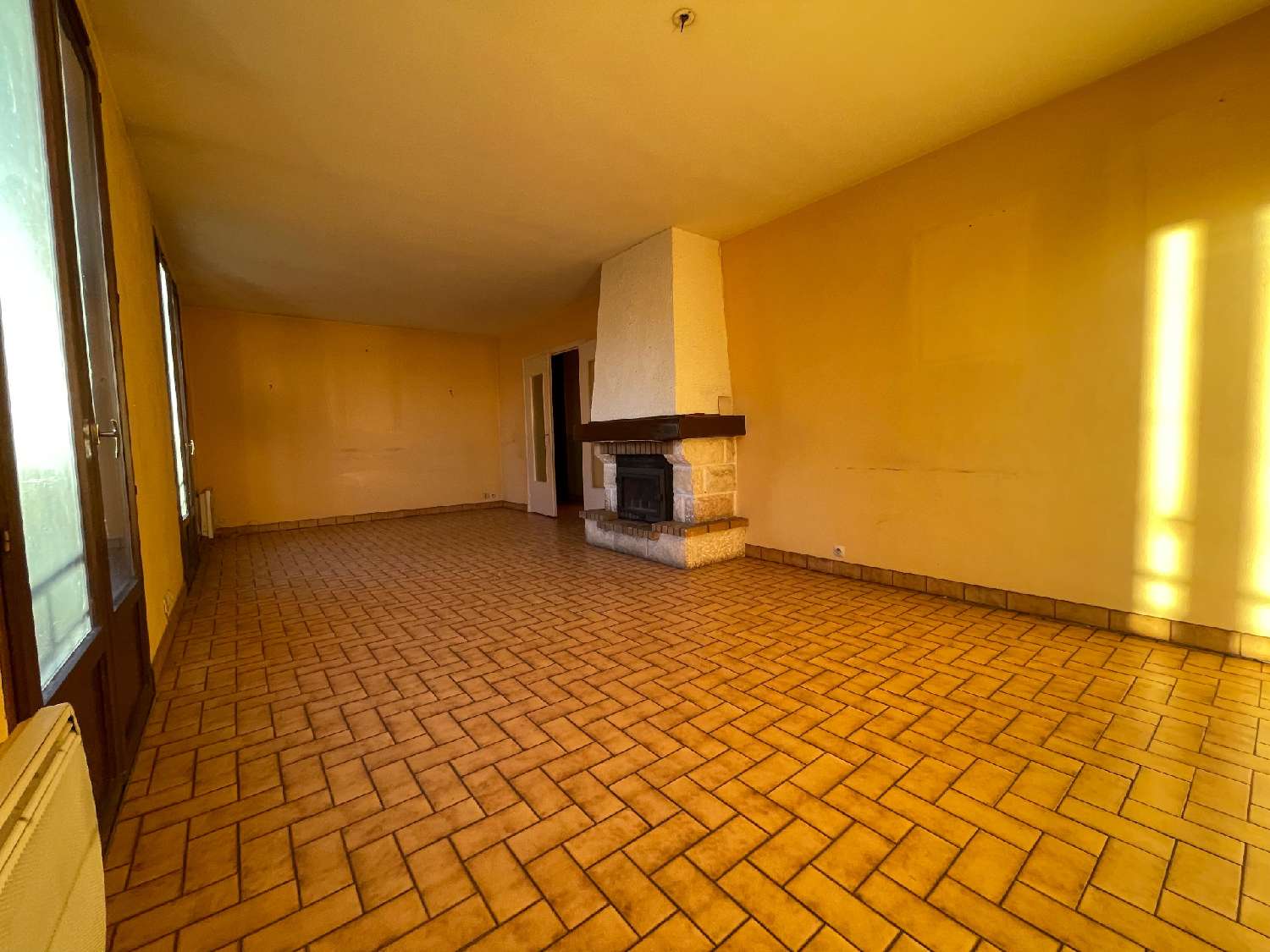  for sale house Terrenoire Loire 2