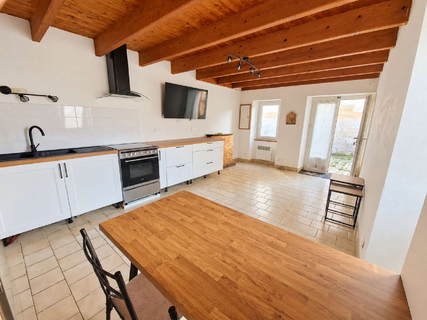 for sale house Tonnay-Boutonne Charente-Maritime 2