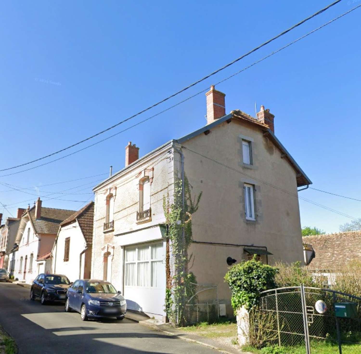 te koop huis Vallon-en-Sully Allier 1