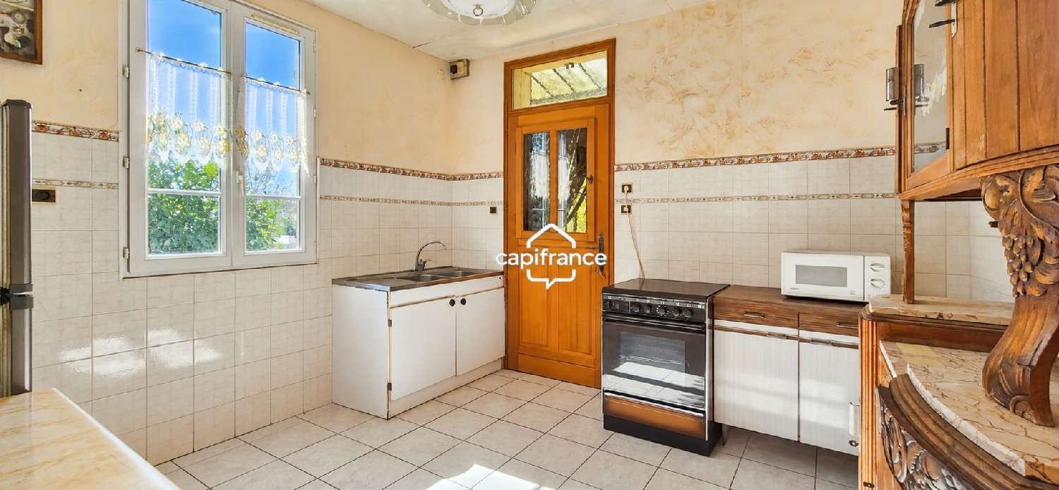  for sale house Varennes-sur-Tèche Allier 4