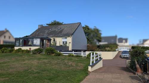 Varouville Manche house foto