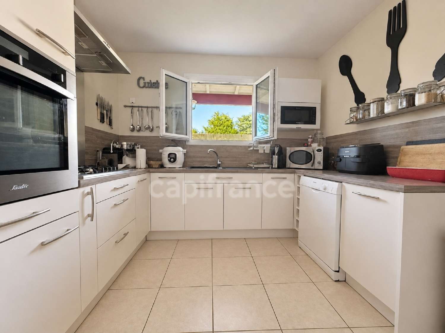 for sale house Vergeroux Charente-Maritime 2