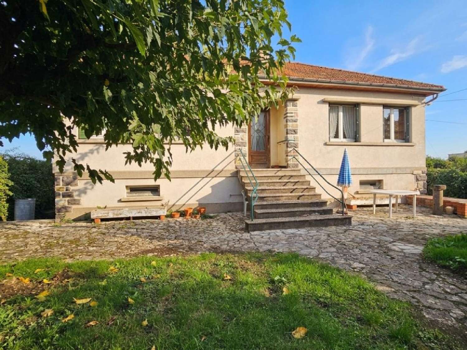  te koop huis Vertaizon Puy-de-Dôme 1