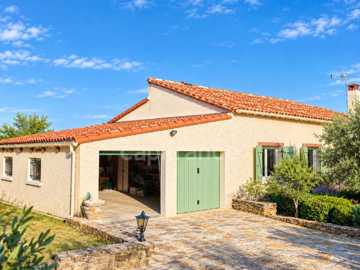 à vendre maison Vézénobres Gard 2