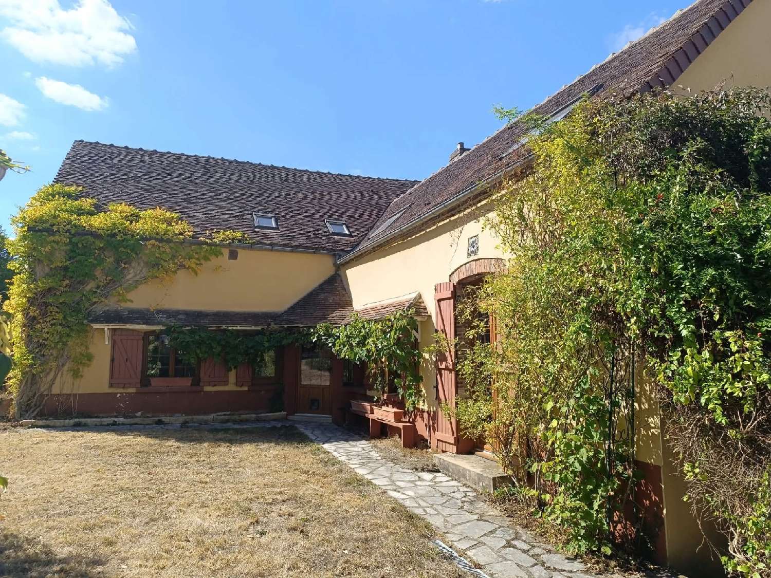  à vendre maison Villechétive Yonne 1