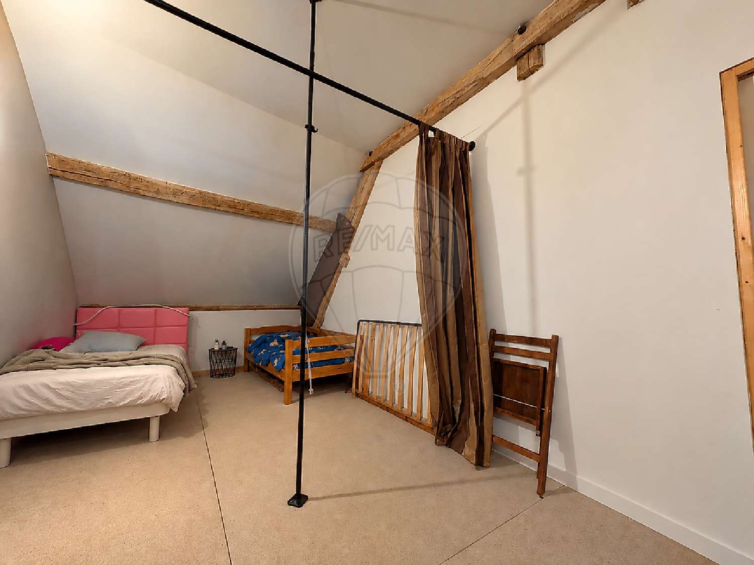 à vendre maison Villeneuve-l'Archevêque Yonne 6