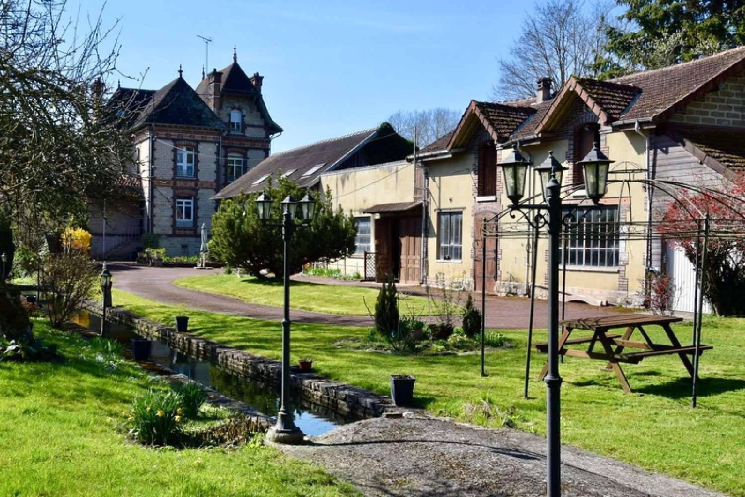  à vendre maison bourgeoise Estissac Aube 2