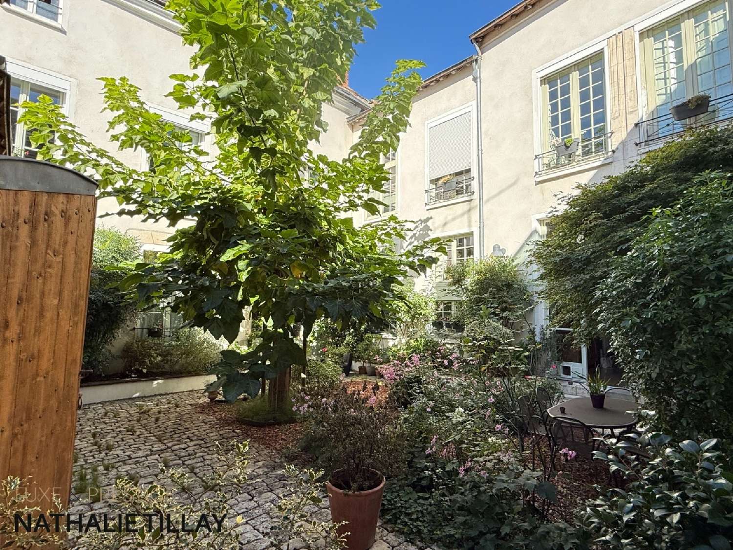  for sale mansion Orléans Loiret 1