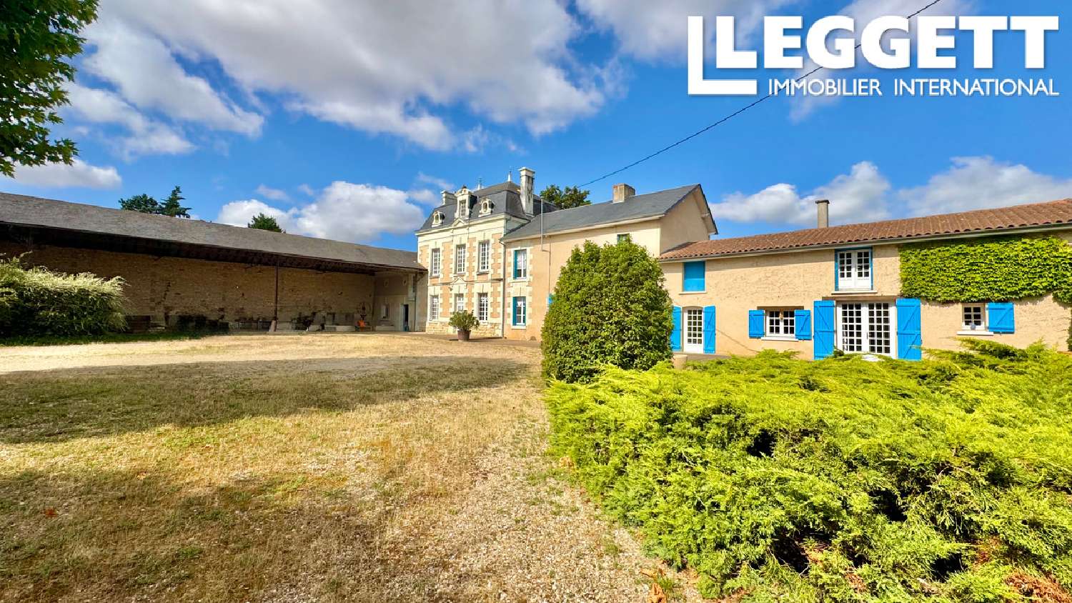 te koop herenhuis Saint-Jean-de-Sauves Vienne 3