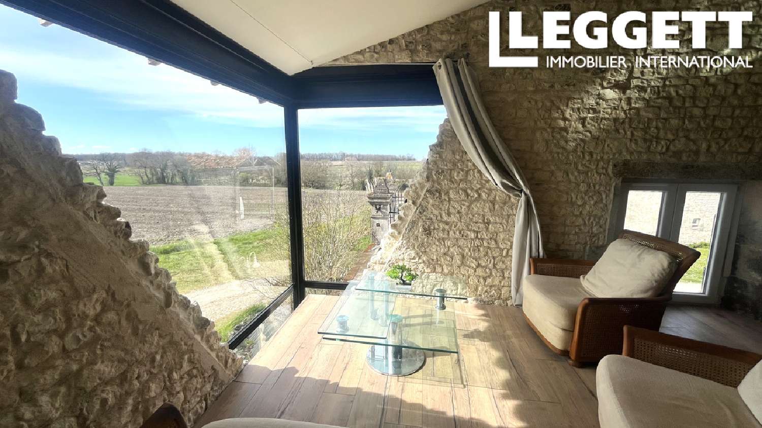 for sale mansion Saint-Palais-du-Né Charente 6