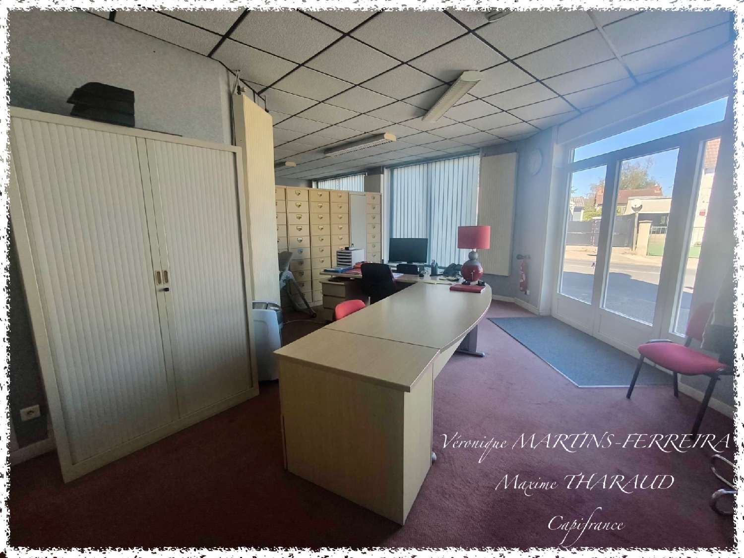  à vendre bureau Mehun-sur-Yèvre Cher 2